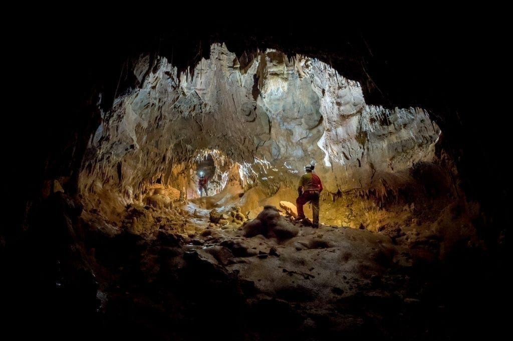 CGEB Caves_for_space_exploration Una sala della Divaška Jama, la grotta di Divaca (ESA–A. Romeo)